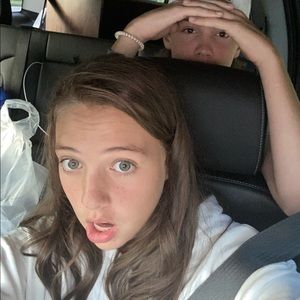 Meet your Posher, Riley